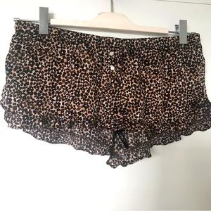 Victoria Secret silk pyjama shorts XS cheetah print